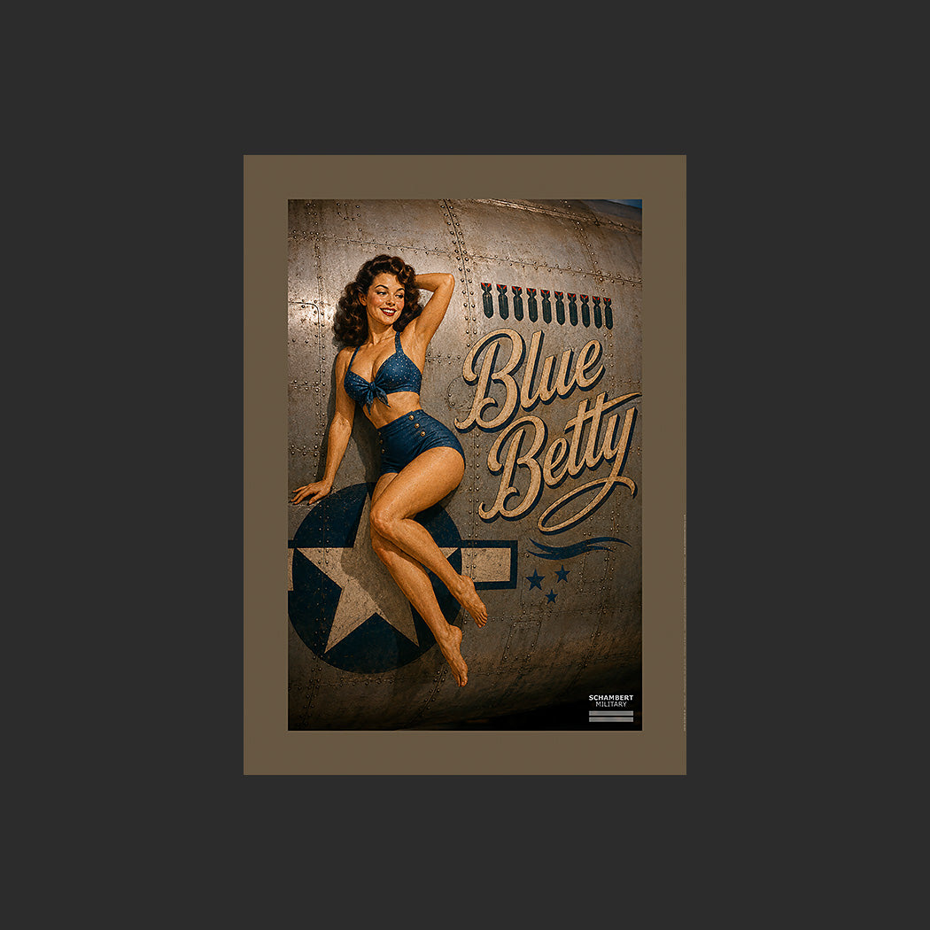 Blue Betty | Affiche Pin-Up Nose Art années 1940 - Design avec marge couleur.