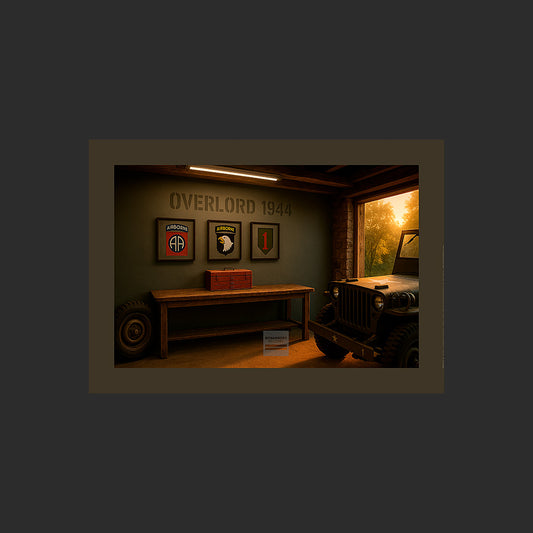 Affiche MP0013 Jeep Willys MB Insignes 82 et 101 Airborne Big Red One Atelier collectionneur, design avec marge couleur.