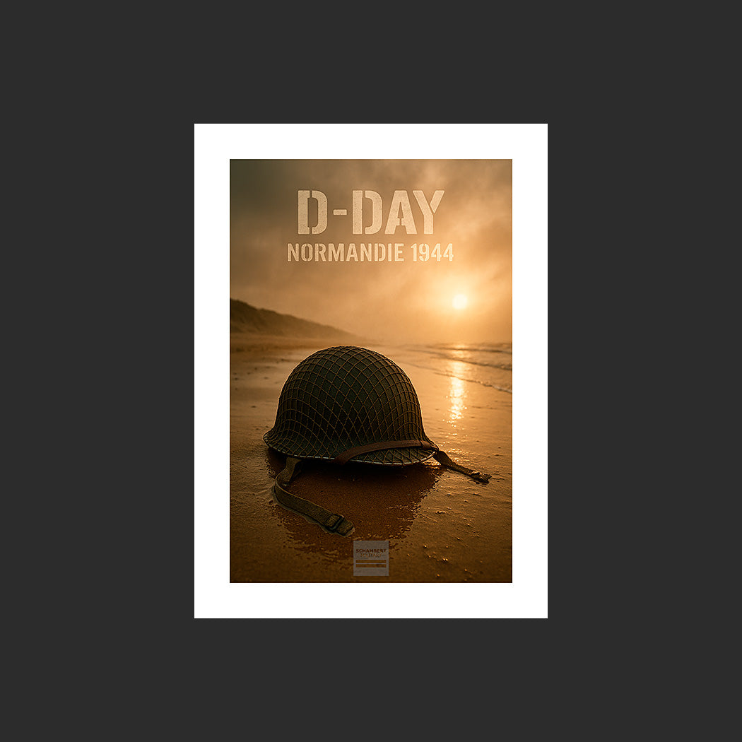 Affiche MP0017 Un casque américain sur Omaha Beach Normandie 1944, design avec marge blanche.